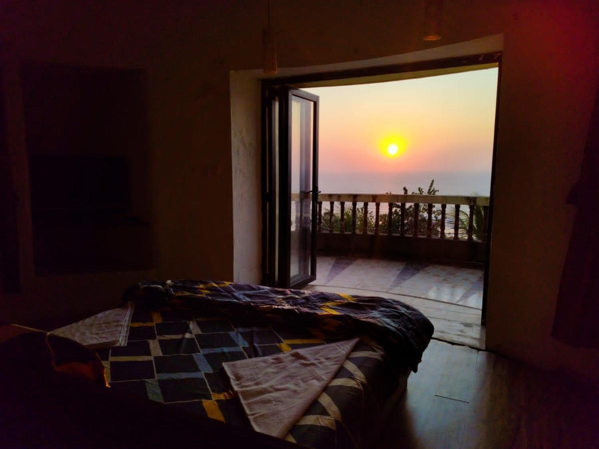 Villa Infinity By The Sea Murud  Exterior photo