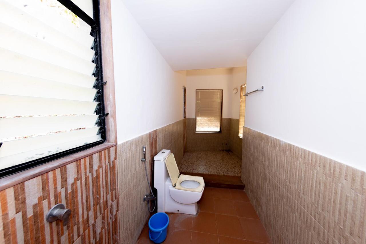 Villa Infinity By The Sea Murud  Exterior photo