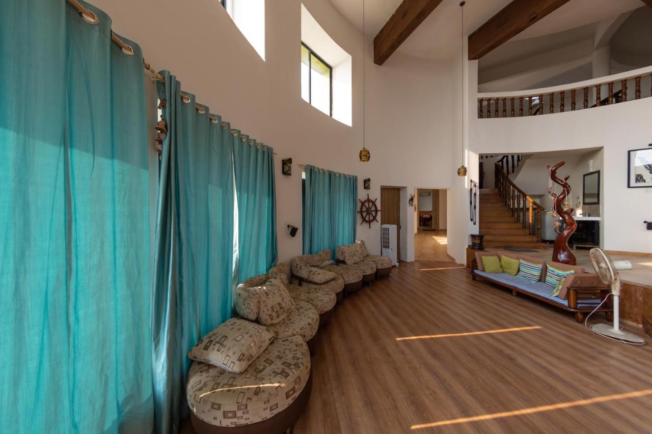Villa Infinity By The Sea Murud  Exterior photo